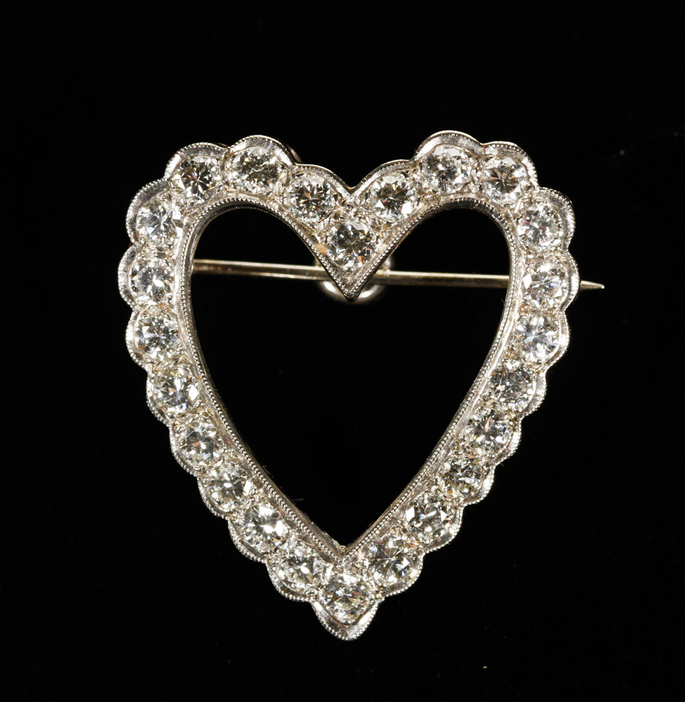 Appraisal: - K White Gold and Diamond Heart Pendant K white