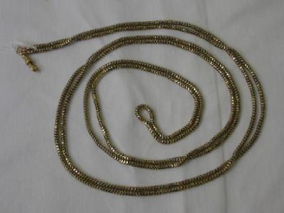 Appraisal: A GOLD SPY GLASS CHAIN of snake link long g