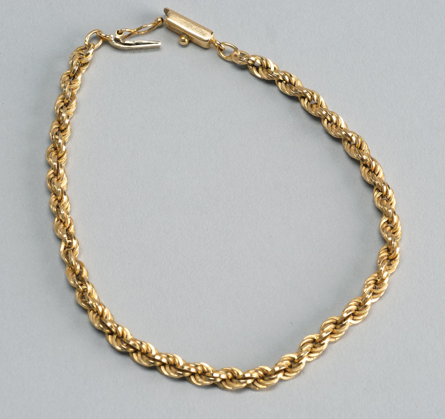 Appraisal: ITALIAN KT GOLD BRACELET In a rope design Length