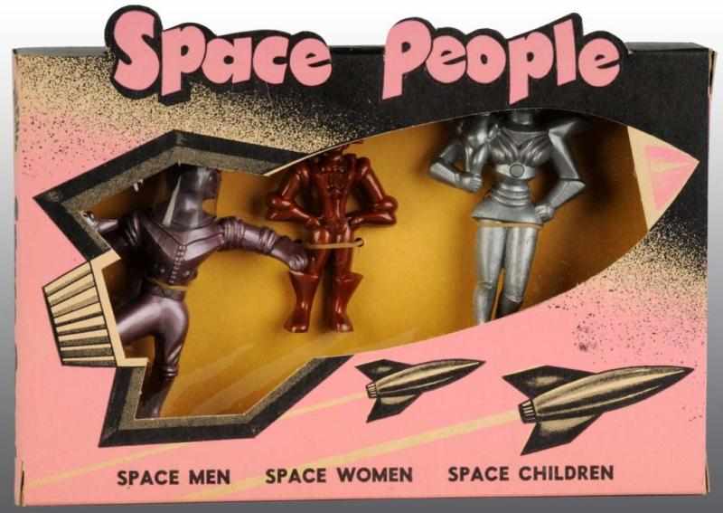 Appraisal: Lot of Archer Plastic Space People Description Includes original box