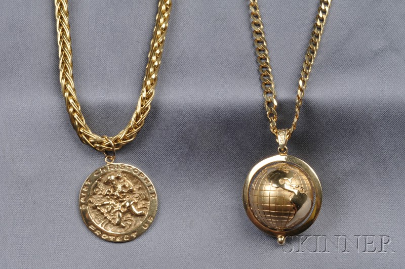 Appraisal: Two kt and kt Gold Pendant Necklaces a fancy link