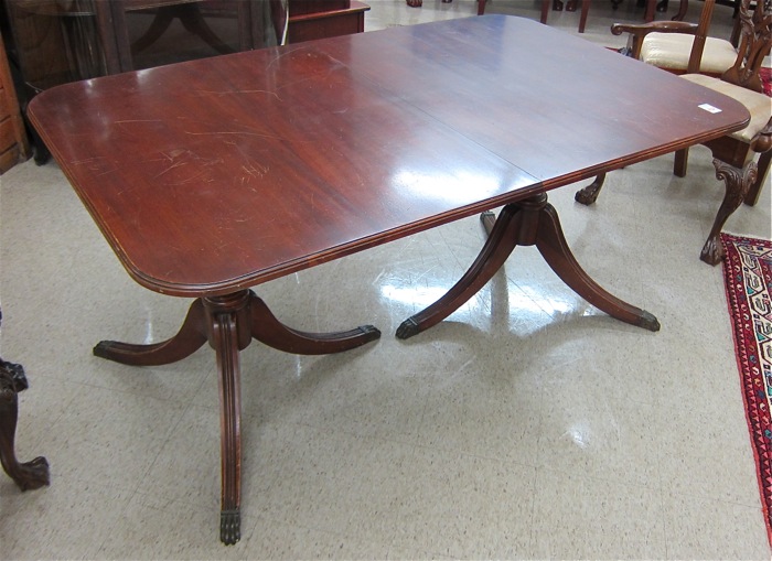 Appraisal: FEDERAL STYLE MAHOGANY DINING TABLE Bernhardt Furniture Co Lenoir North