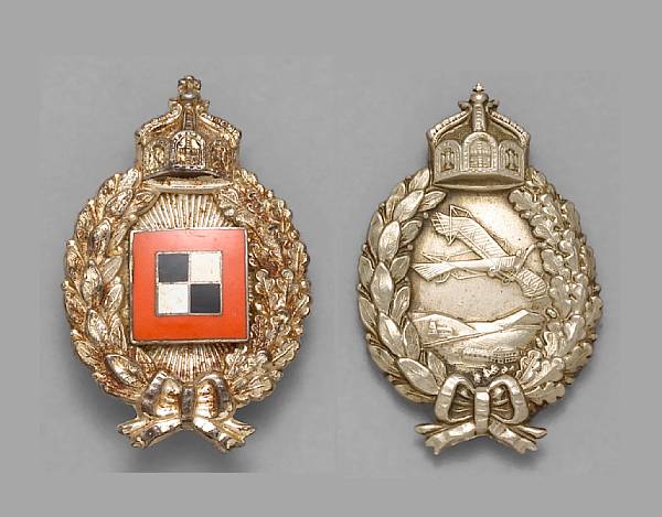 Appraisal: A lot of two German World War aviation badges Comprising