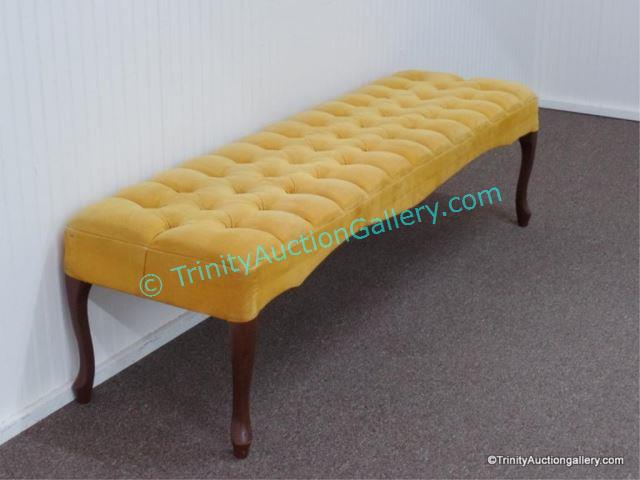 Appraisal: 's Button Tucked Cushioned Bench From the 's with Queen