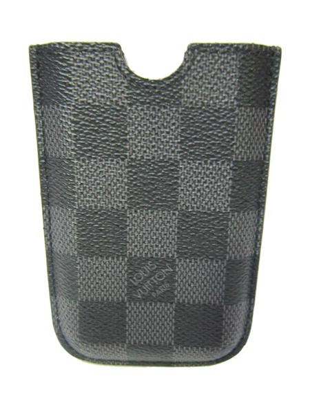 Appraisal: A LOUIS VUITTON IPHONE CASE IN DAMIER GRAPHITE CANVAS A