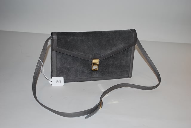 Appraisal: Susan Gail small gray envelope suede handbag with liner adjustable