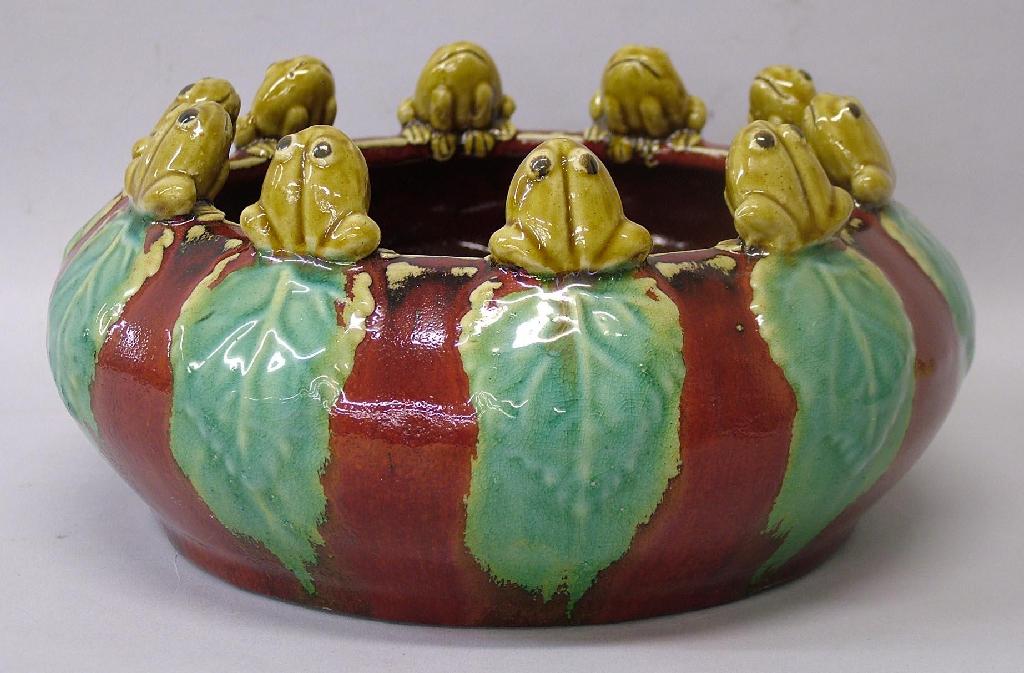 Appraisal: Decorative lustre circular frog bowl the rim decorated with ten