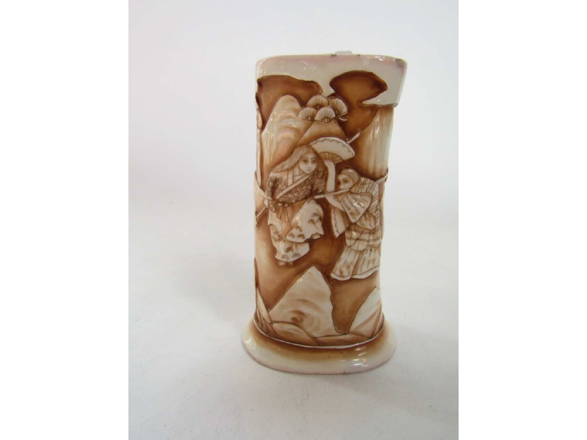 Appraisal: An unusual Royal Rudolstadt vase simulating a carved ivory tusk