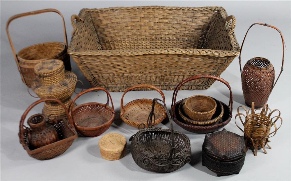 Appraisal: COLLECTION OF FIFTEEN BASKETS of assorted size age and origin