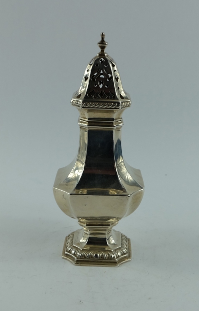 Appraisal: Silver sugar sifter grams