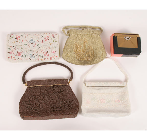 Appraisal: Lot of vintage purses bags including a Volupte' Sophisticase compact