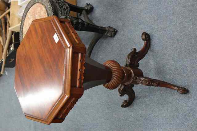 Appraisal: A VICTORIAN MAHOGANY WORK TABLE the octagonal lid opening to