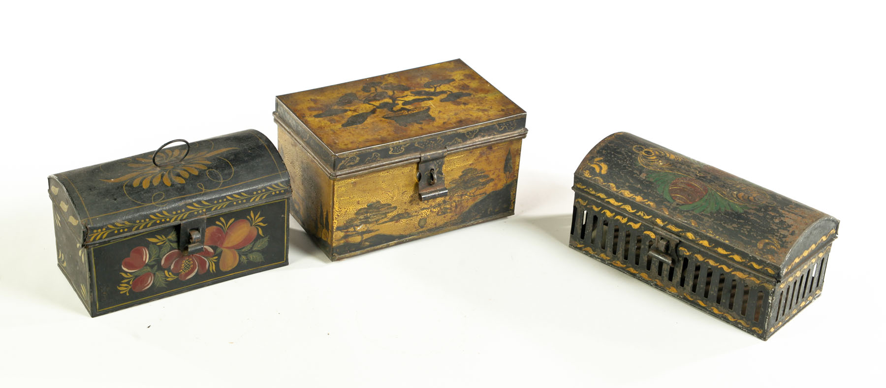 Appraisal: THREE TOLE BOXES American late th century Three tole decorated