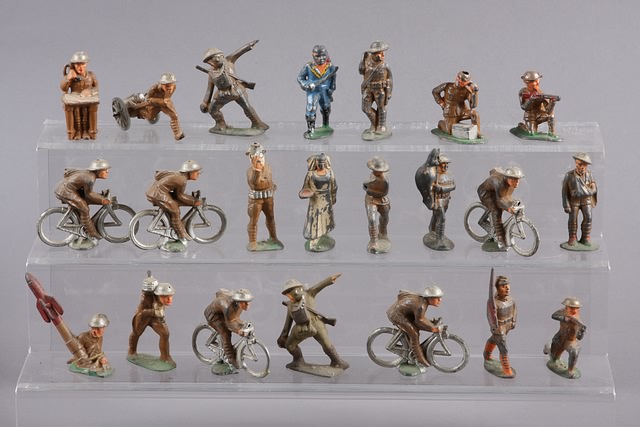 Appraisal: Lot of assorted dime store figures by Manoil and Barclay