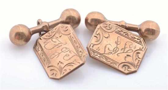 Appraisal: A PAIR OF CUFFLINKS IN CT GOLD