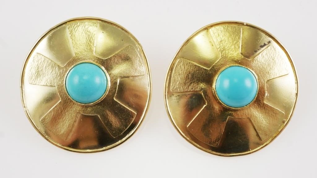 Appraisal: Pair K yellow gold and turquoise earrings Earring have a