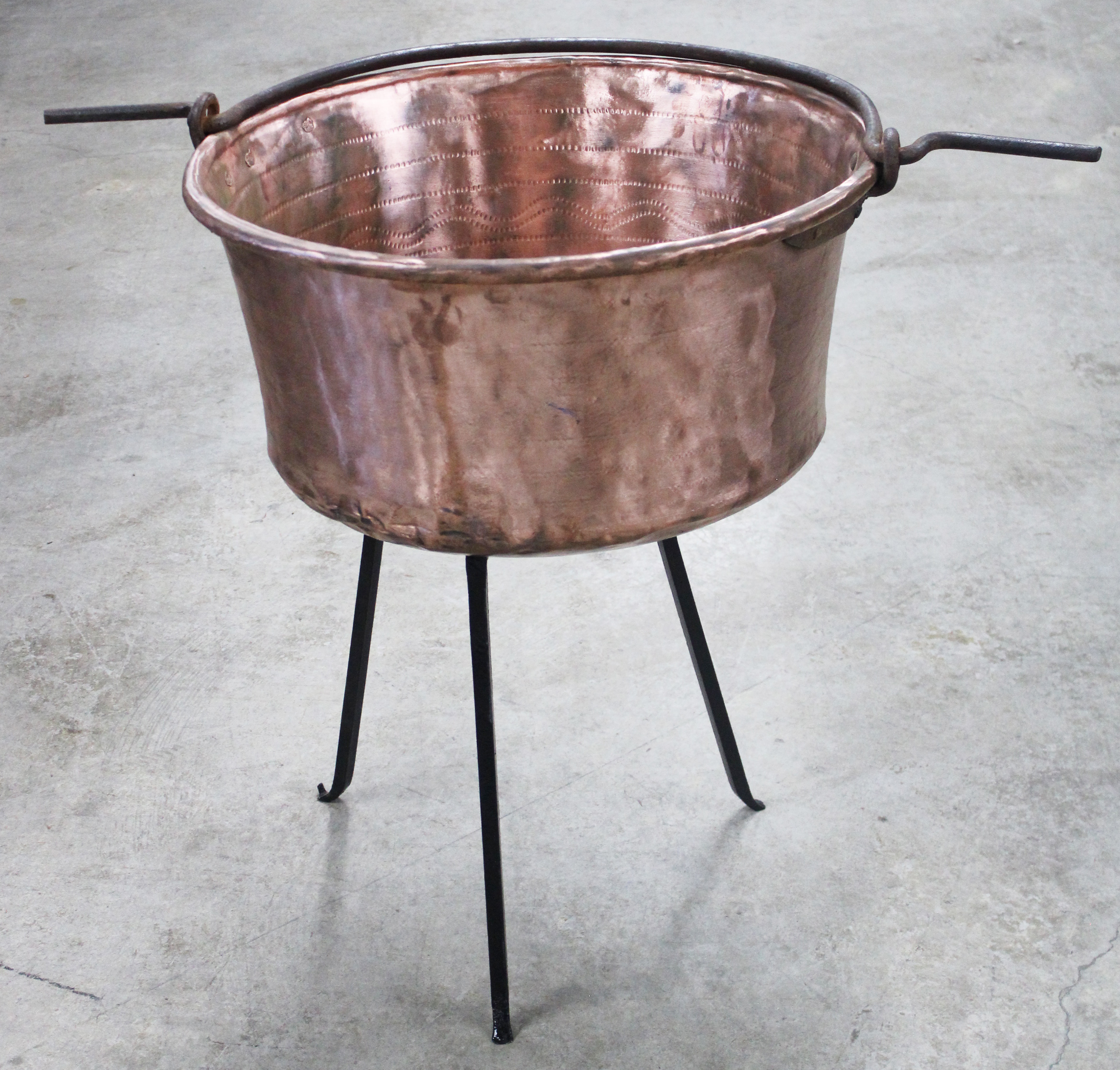 Appraisal: LARGE ANTIQUE COPPER BUCKET W STAND Large antique hammered copper