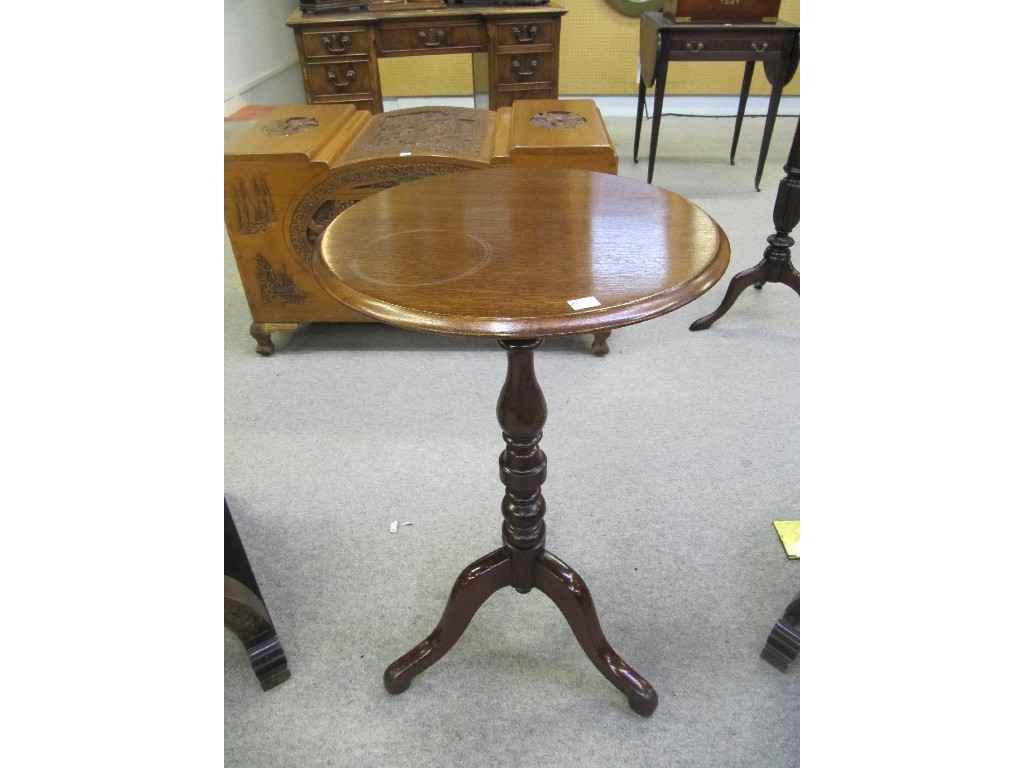 Appraisal: Edwardian mahogany tripod table