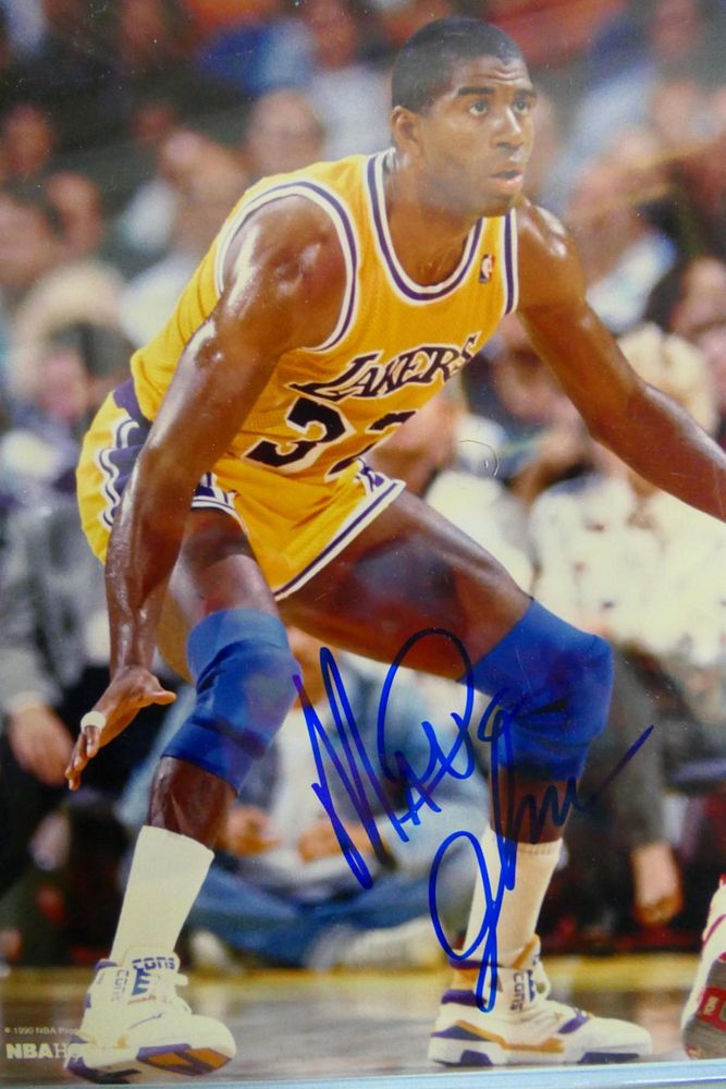 Appraisal: MAGIC JOHNSON AUTOGRAPHED X PHOTOGRAPH Magic Johnson autographed photograph Includes