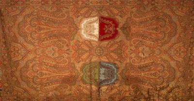 Appraisal: A th Century paisley shawl the two central cartouches within