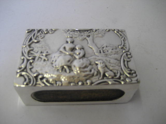 Appraisal: AN EDWARDIAN MATCHBOX COVER maker William Comyns London of plain