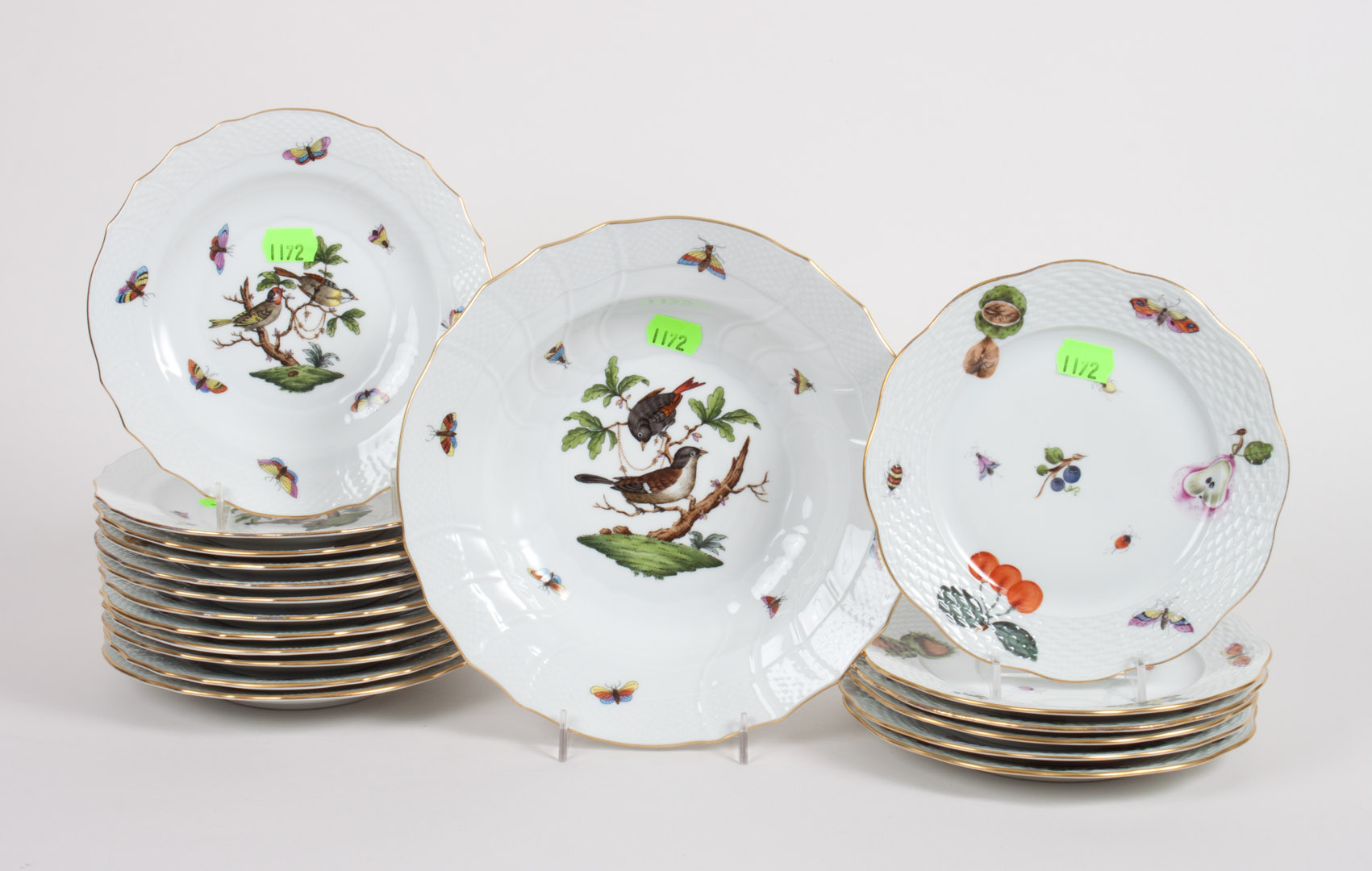 Appraisal: Herend porcelain -piece partial dessert service comprising Rothschild Bird dessert