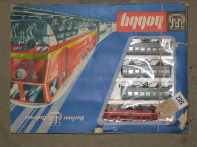 Appraisal: A Continental TT gauge train set with electric locomotive three