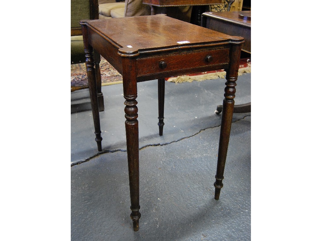 Appraisal: A Georgian oak side table the rectangular top with lobed