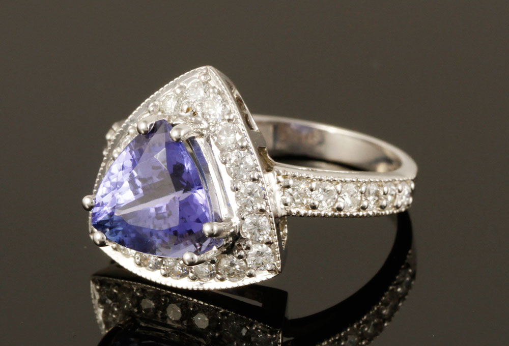 Appraisal: - K Diamond and Tanzanite Ring K white gold diamond