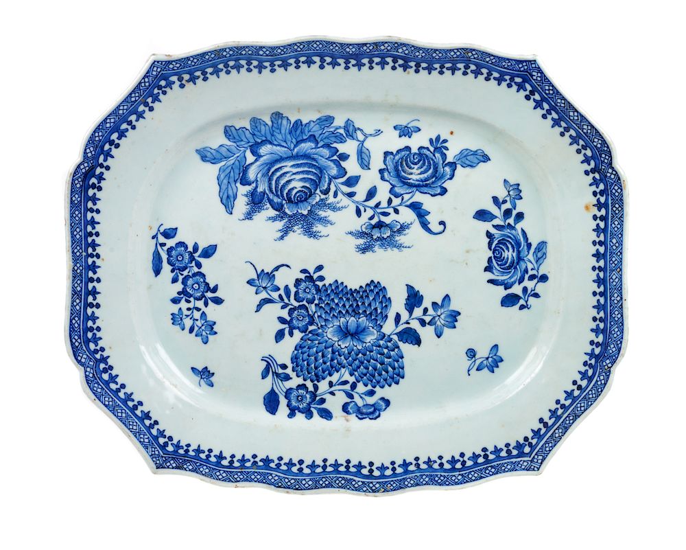 Appraisal: A Chinese Export Porcelain Tray Width inches A Chinese Export