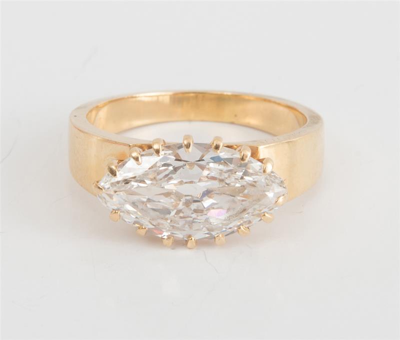 Appraisal: CARTIER K YELLOW GOLD AND DIAMOND RING Faintly signed 'Cartier'