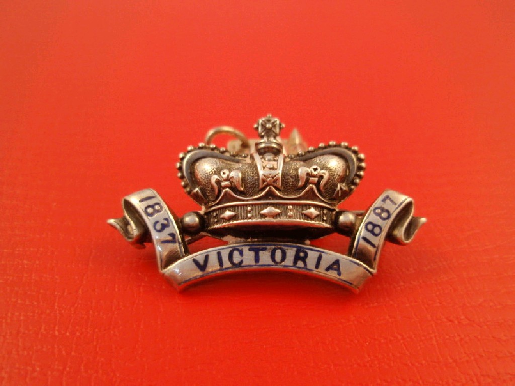 Appraisal: A th anniversary brooch of Queen Victoria's reign silver Birmingham