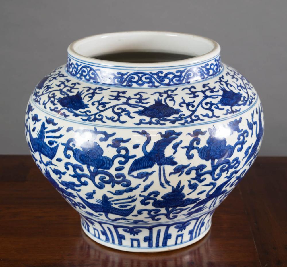 Appraisal: CHINESE MING STYLE BLUE AND WHITE PORCELAIN JAR hand painted