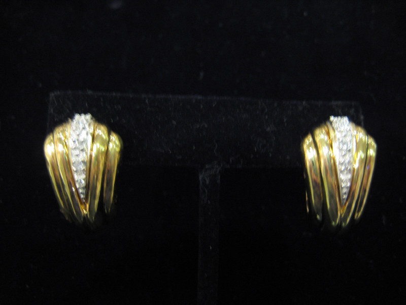 Appraisal: GOLD EARRINGS k gold earrings set with eight round brilliant