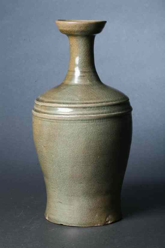 Appraisal: KOREAN CELADON VASE Choson Dynasty - in high