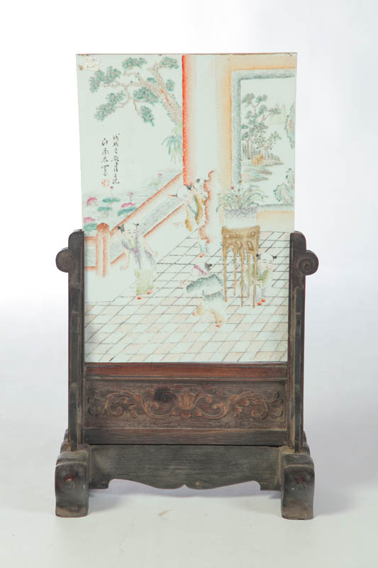 Appraisal: TABLE SCREEN China late th century Single hand painted porcelain