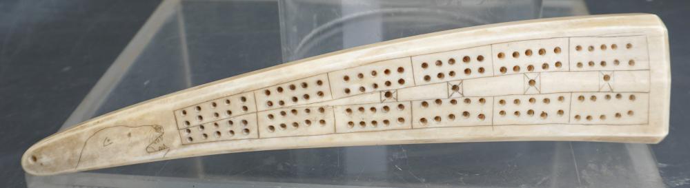 Appraisal: ESKIMO SCRIMSHAW CARVED CRIBBAGE BOARD L IN CM Eskimo Scrimshaw