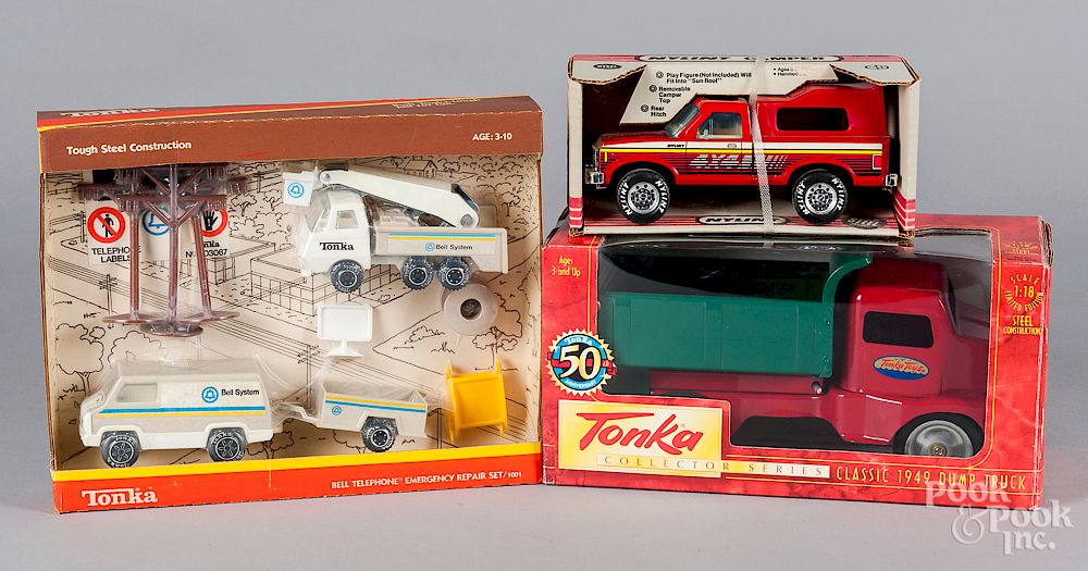 Appraisal: Three vehicles in their original boxes Three vehicles in their