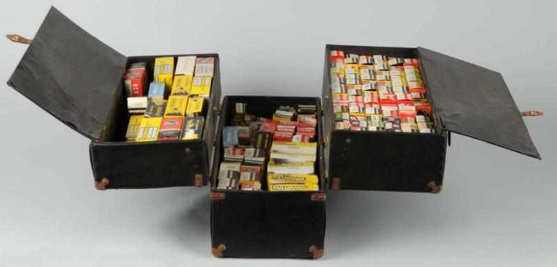 Appraisal: Salesman Sample Case of Radio Tubes Description s Original Complete