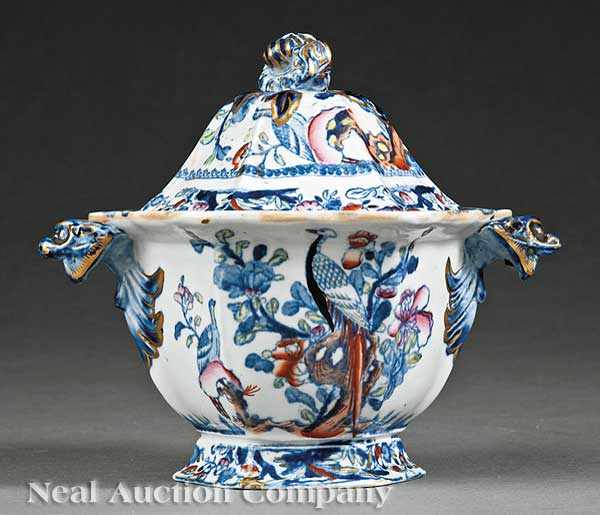 Appraisal: A Mason's Ironstone Oriental Pheasants Pattern Lidded Tureen mid- th