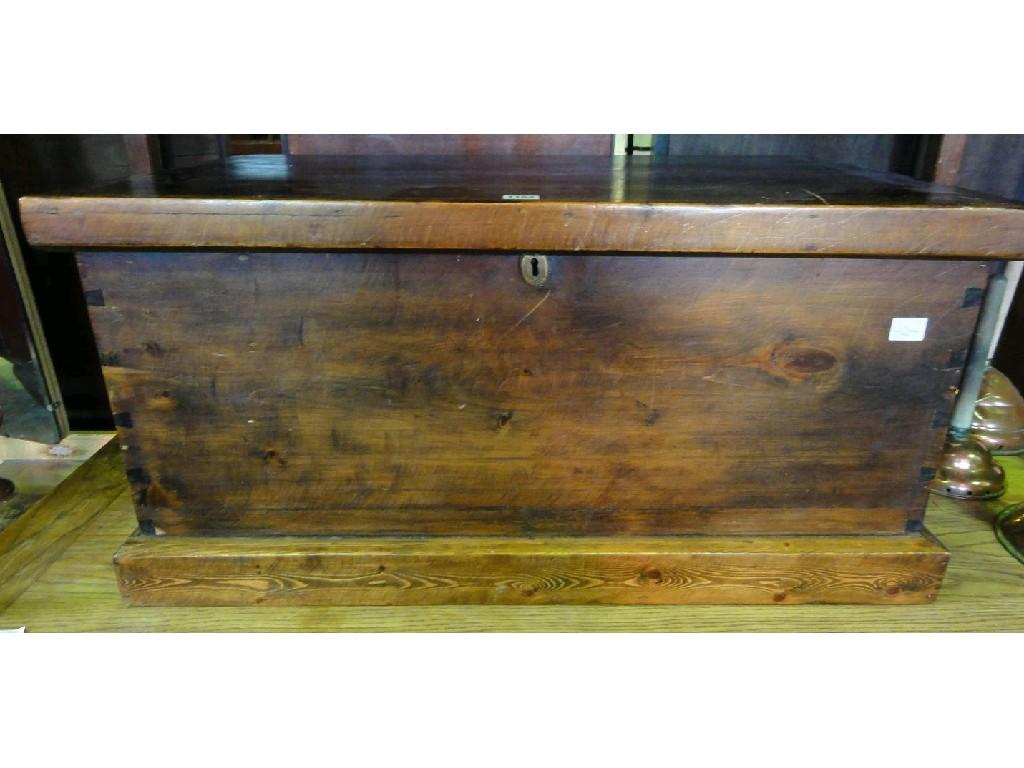 Appraisal: A stained pine blanket box of usual form with candle