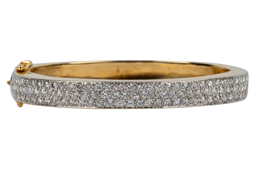 Appraisal: KARAT GOLD DIAMOND BANGLE BRACELETcontaining full cut diamonds H-I SI