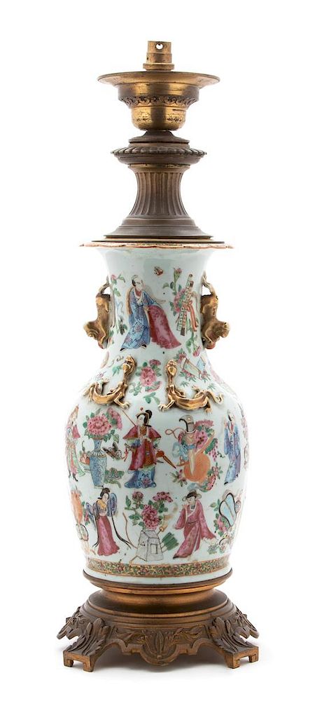 Appraisal: A Chinese Export Famille Rose Porcelain Vase Height overall vase