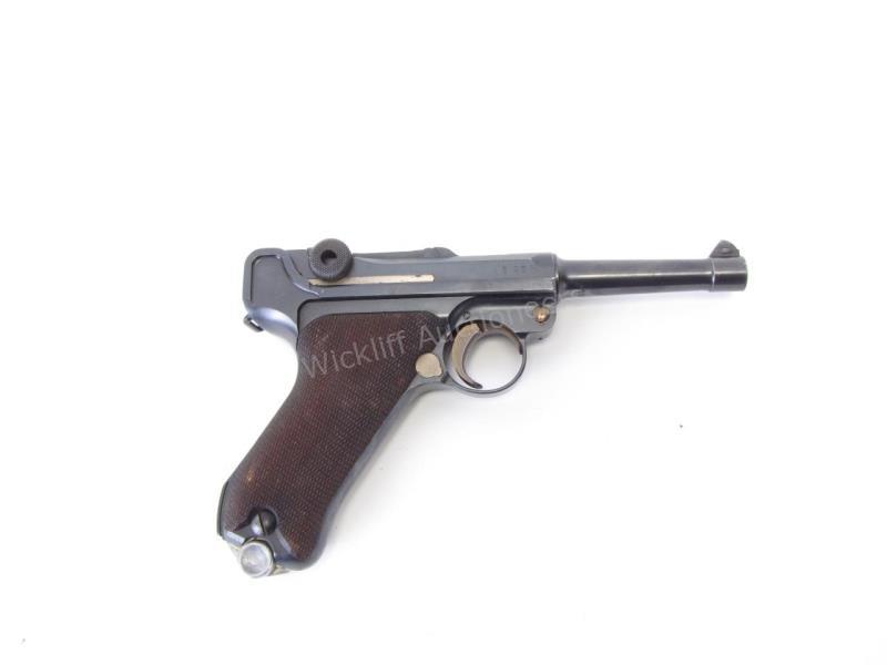 Appraisal: DWM Military Dated Luger Pistol-Round barrel Chambered in mm Chamber