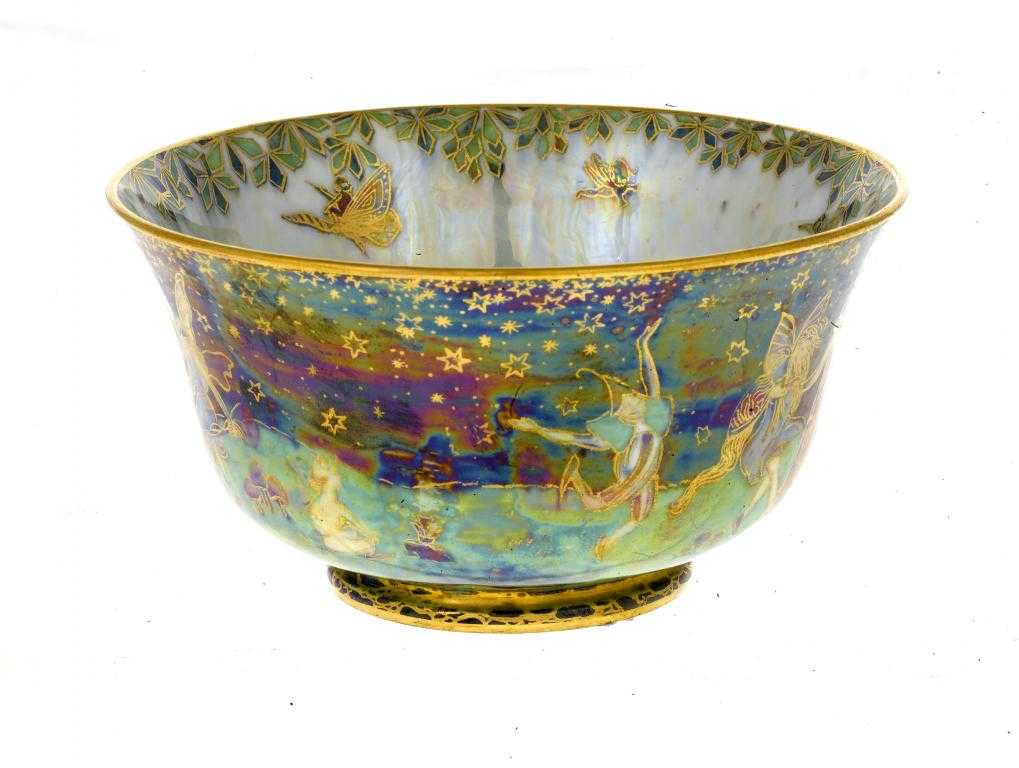 Appraisal: A WEDGWOOD FAIRYLAND LUSTRE YORK CUP DESIGNED BY DAISY MAKEIG-JONES