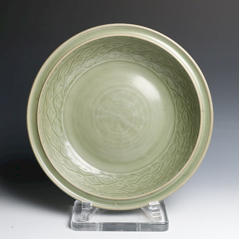 Appraisal: LONGQUAN BOWL MING Of oviod body with double everted rim