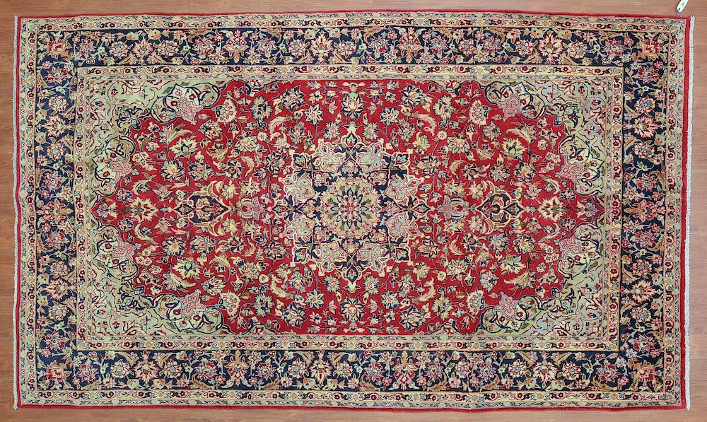 Appraisal: Persian Meshed Rug approx x Iran modern Condition Excellent condition