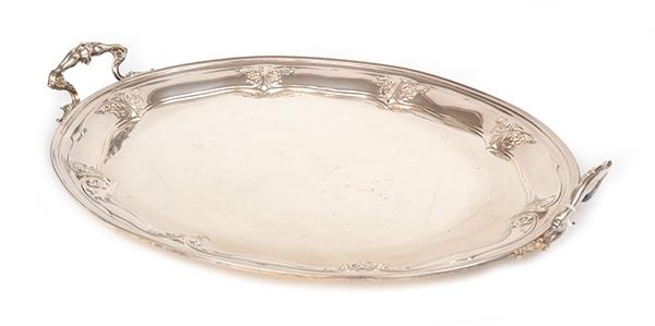 Appraisal: A MAPPIN AND WEBB SILVER PLATE TWO HANDLED TRAY CM