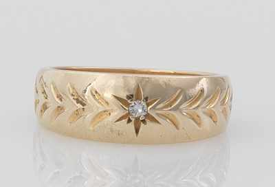 Appraisal: A Ladies' Vintage Gold Band k yellow gold band with