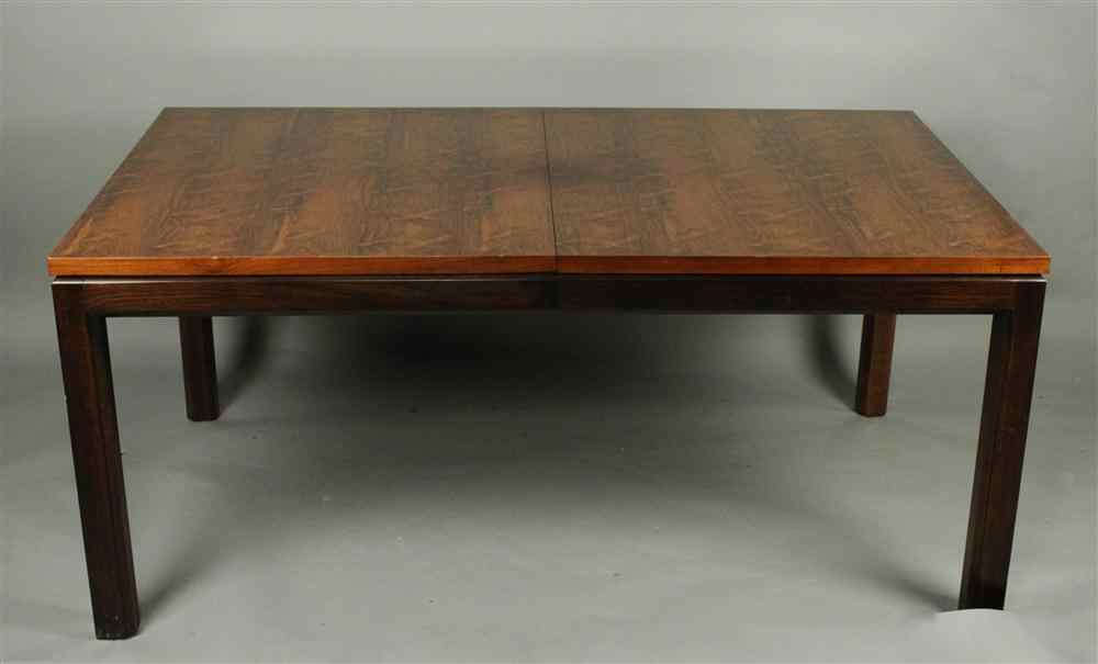 Appraisal: HENREDON CONTEMPORARY CHINESE STYLE TABLE h w d in